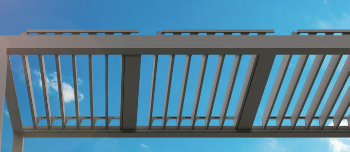 Lamellen Pergola System 0 bis 100 Grad verstellbar